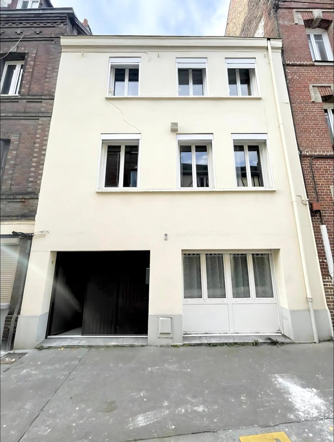 Maison Hyper Centre - Patio - Tv 4k - Wifi-fibre - 4 - Machine A Laver - Seche Linge - Lave Vaisselle - Confort - Spacieux *